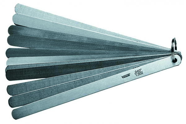 Piston Feeler Gauge Set. on a metal ring. 0.05 - 1.00 mm / .002 - .040 inch. 20 blades